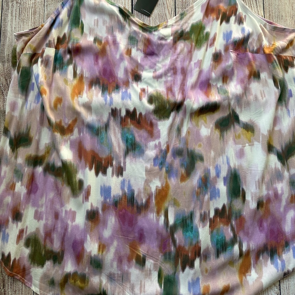 NWT Torrid Cami Brushstroke Pastel Size 2 18/20